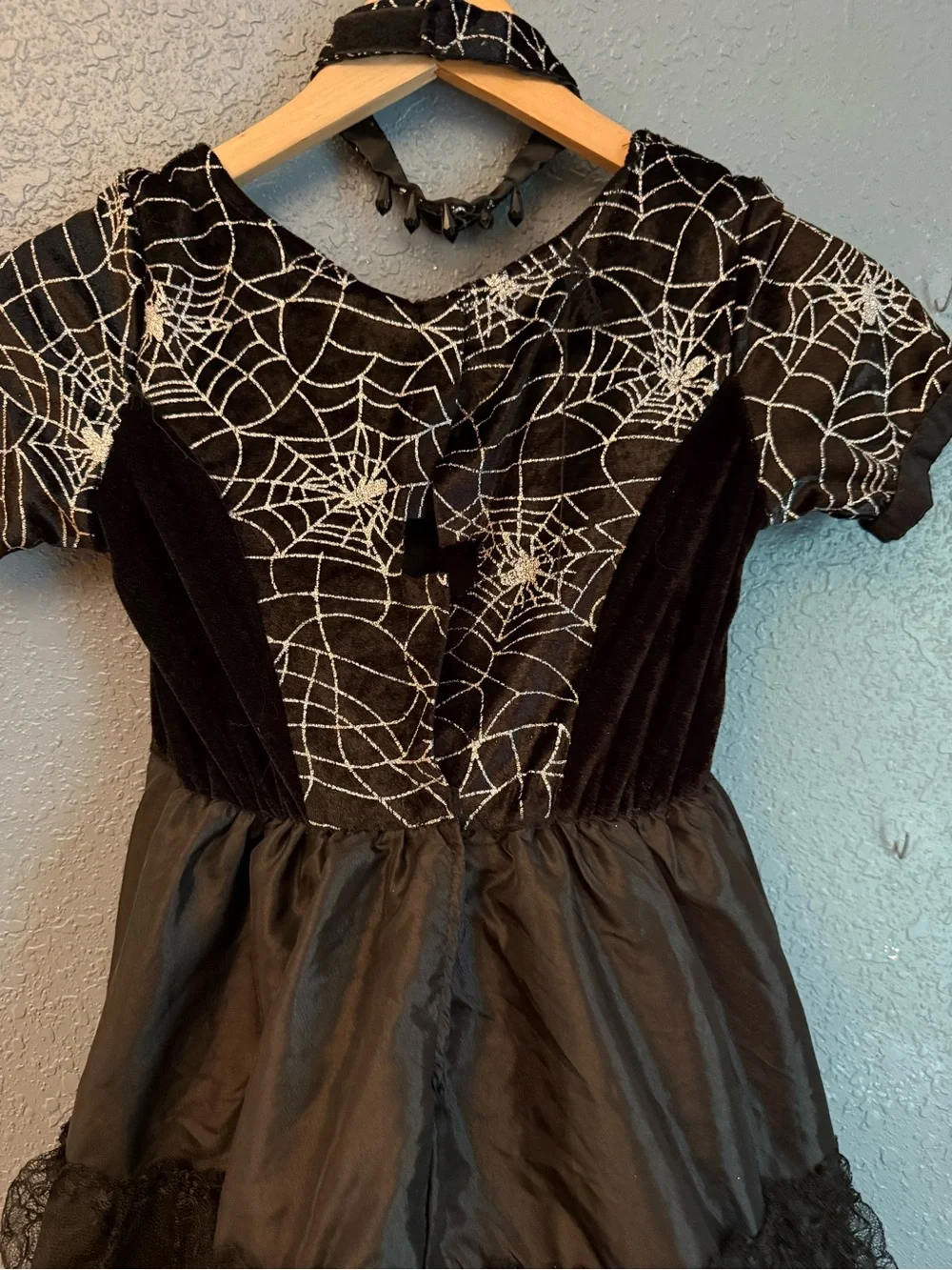Black Spiderweb Halloween Witch Kids Costume Dress Read below